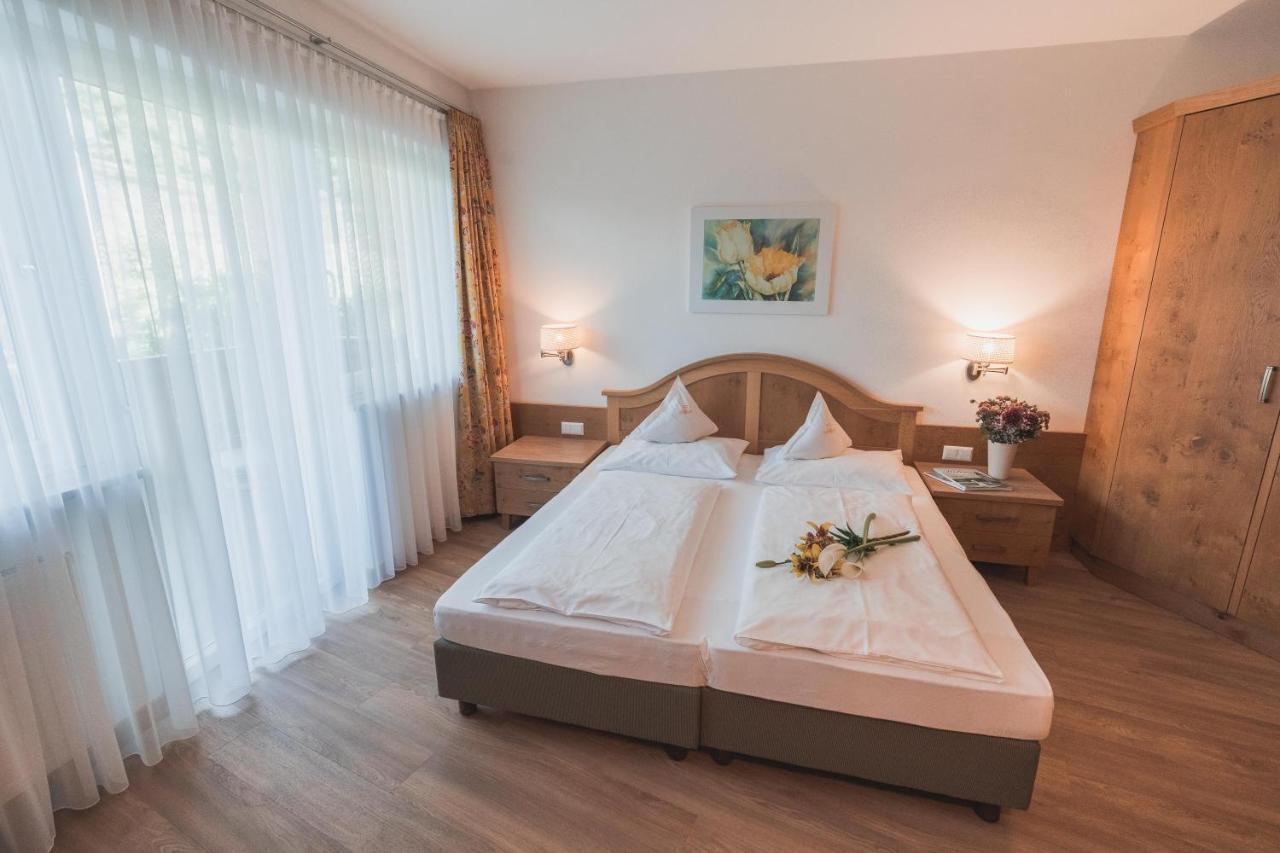 Hotel Am Sonneck Lagundo Kültér fotó